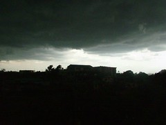 Looming Thunderstorm!